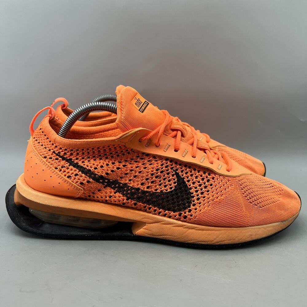 Nike Air Max Flyknit Racer Running Shoes Men Size 11 Orange Comfort Low Sneakers